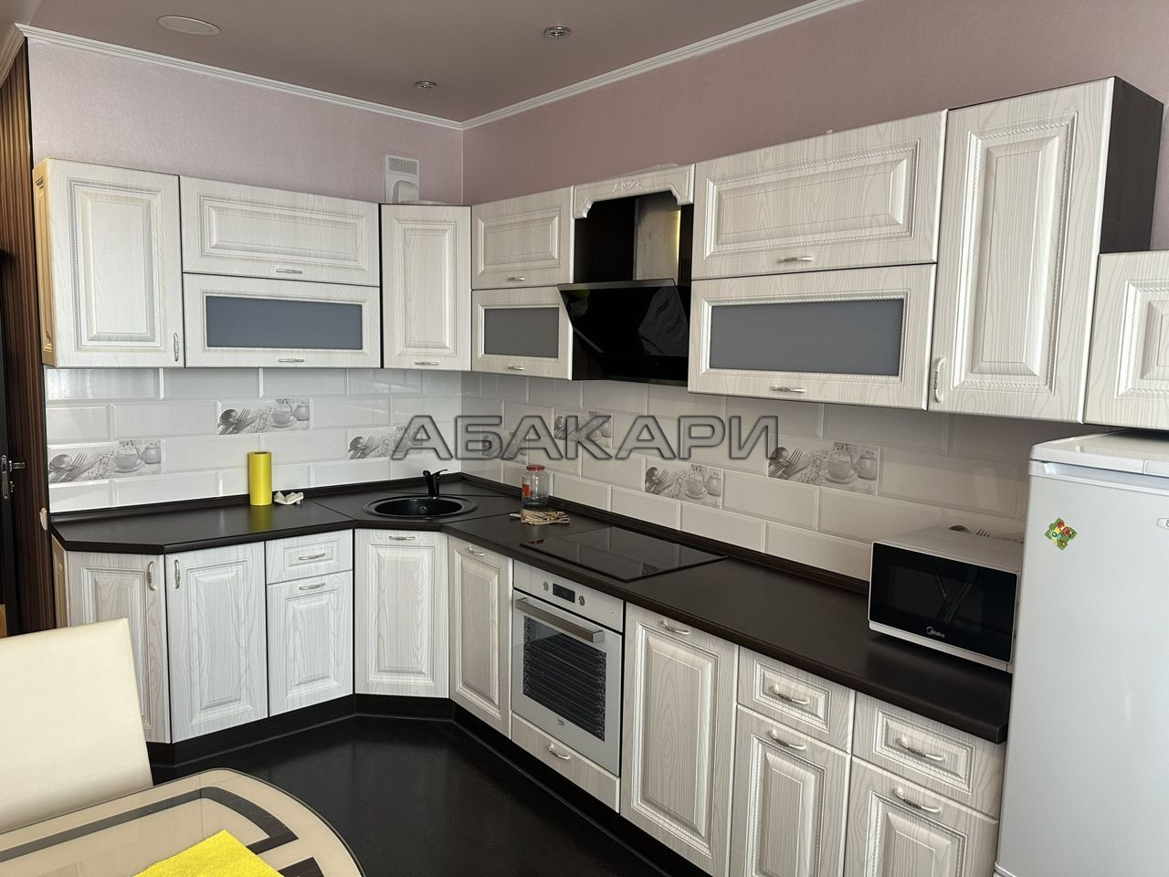 2-комнатная улица Шахтёров, 38  за 48000 руб/мес фото 1
