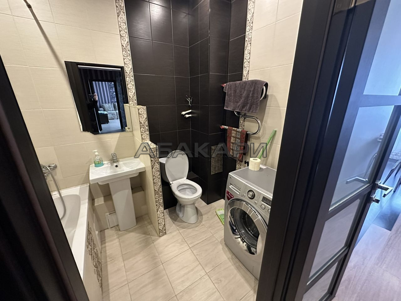 2-комнатная улица Шахтёров, 38  за 48000 руб/мес фото 3