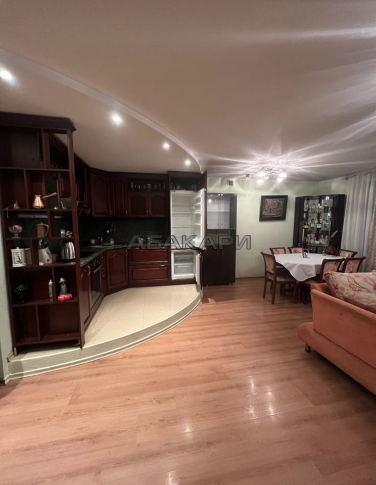 3-комнатная улица Бограда, 13  за 45000 руб/мес фото 1