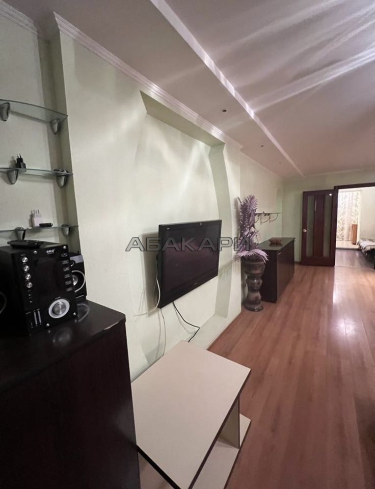 3-комнатная улица Бограда, 13  за 45000 руб/мес фото 2