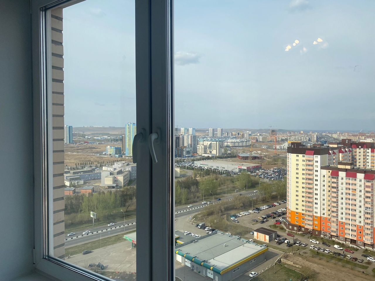 2-комнатная Линейная улица, 122  за 40000 руб/мес фото 9