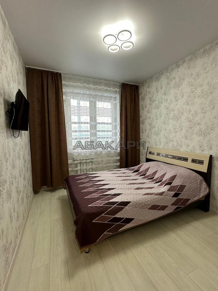 2-комнатная улица Александра Матросова, 36  за 45000 руб/мес фото 1