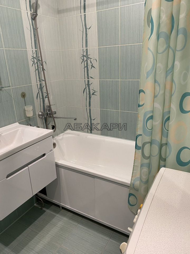 1-комнатная улица Авиаторов, 64  за 42000 руб/мес фото 4