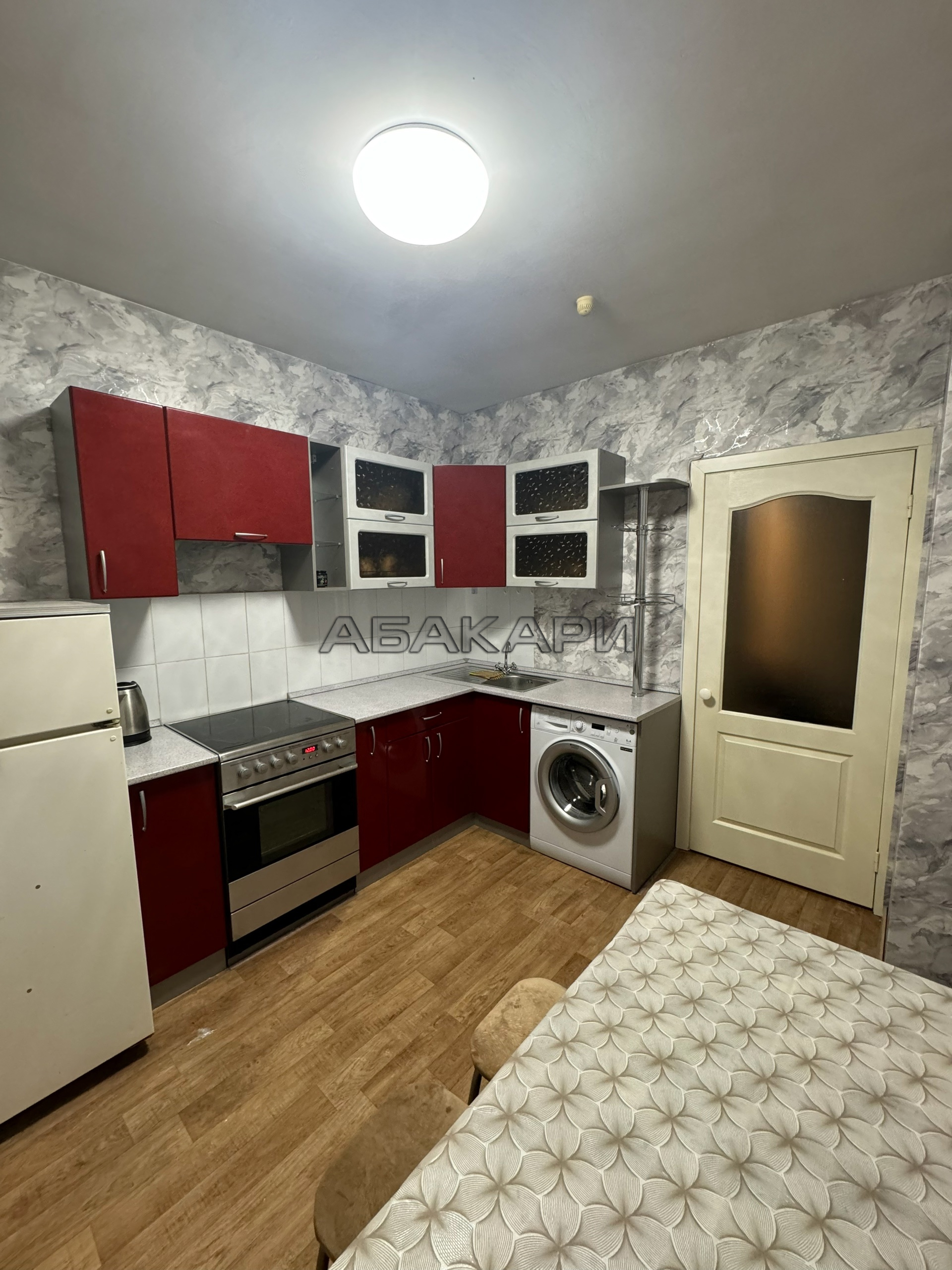 1-комнатная улица Дмитрия Мартынова, 25  за 30000 руб/мес фото 1