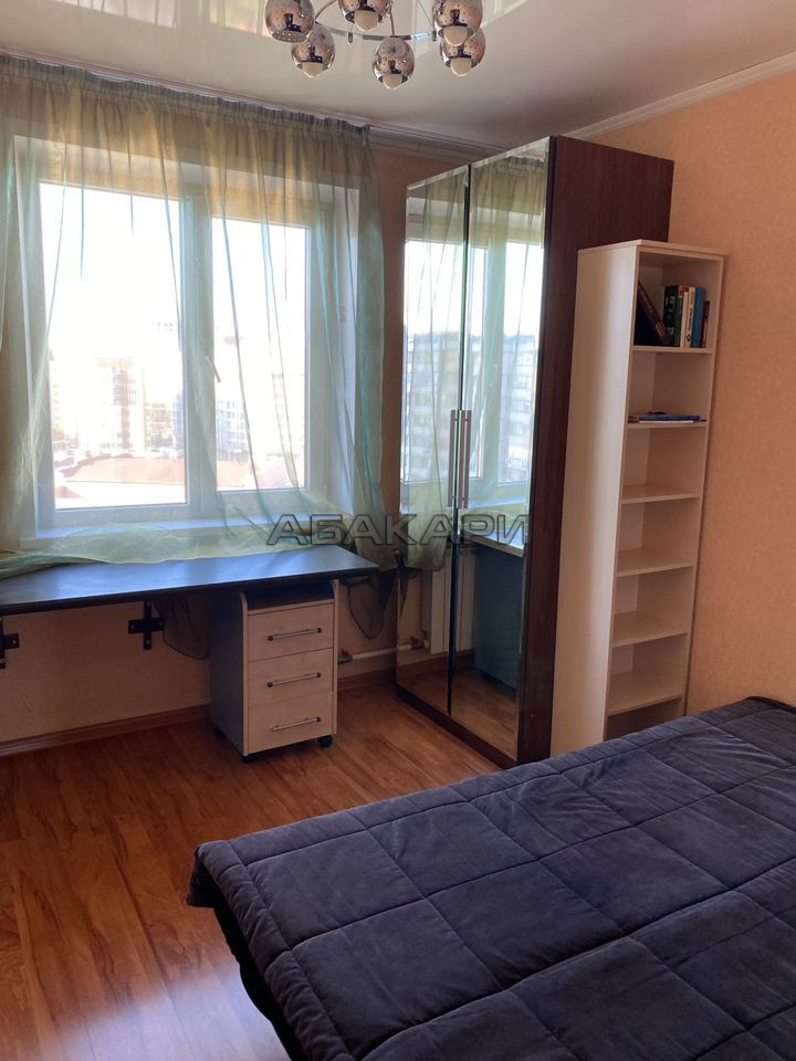 3-комнатная улица Молокова, 40  за 50000 руб/мес фото 9