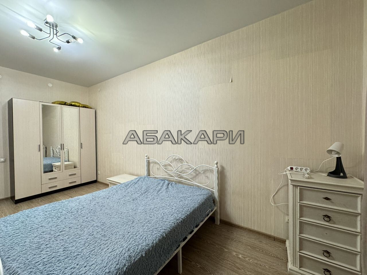2-комнатная улица Петра Ломако, 2  за 48500 руб/мес фото 6