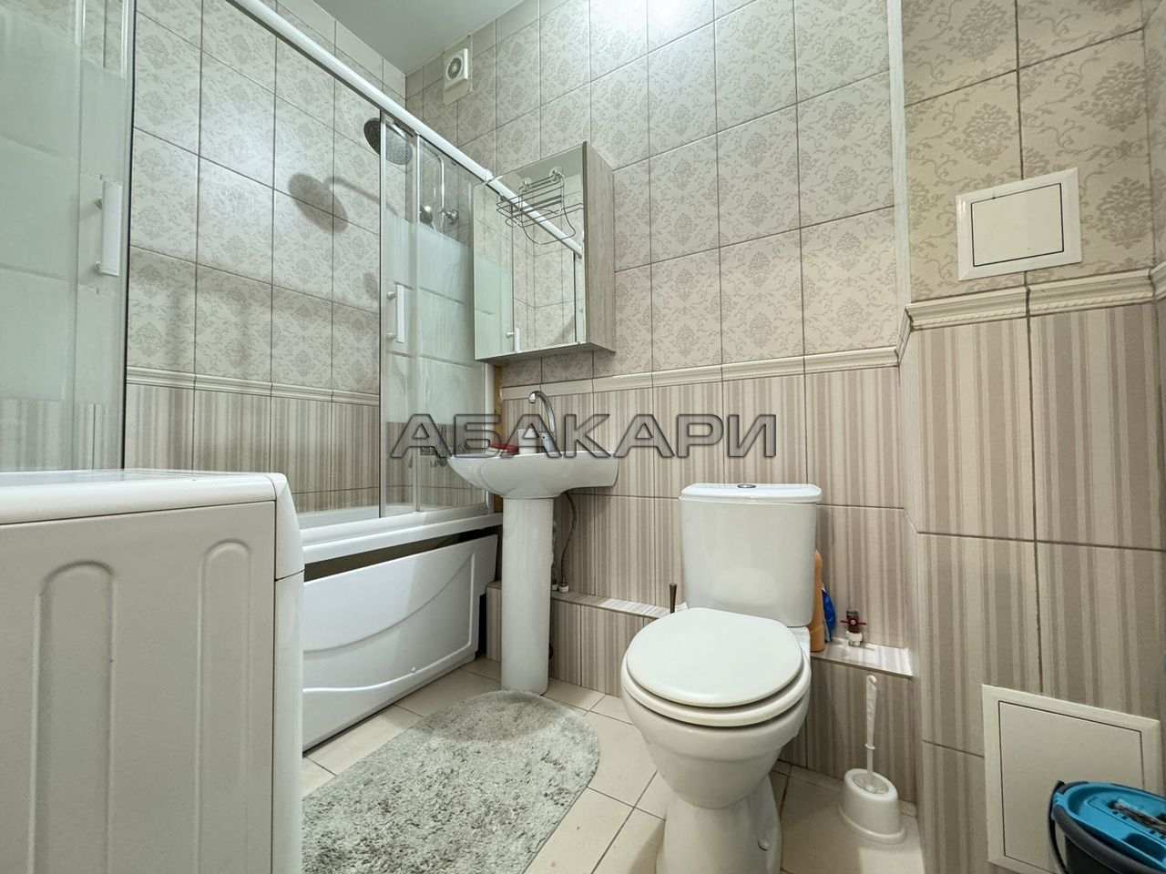 2-комнатная улица Петра Ломако, 2  за 48500 руб/мес фото 7