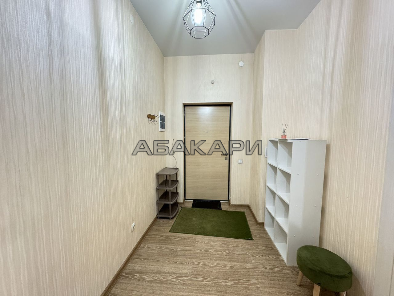 2-комнатная улица Петра Ломако, 2  за 48500 руб/мес фото 9
