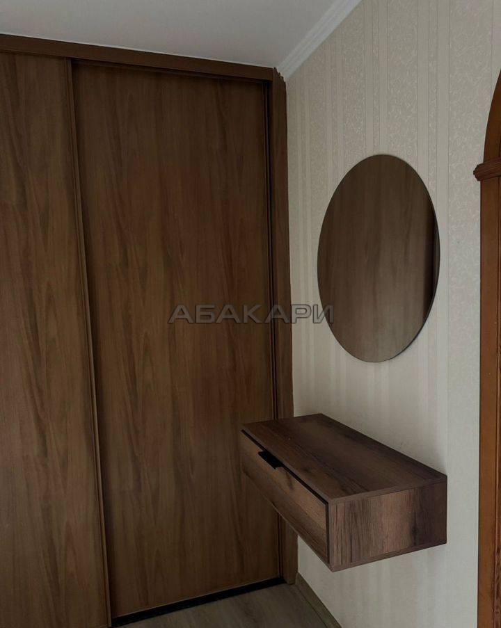 2-комнатная улица Молокова, 3Г  за 50000 руб/мес фото 1