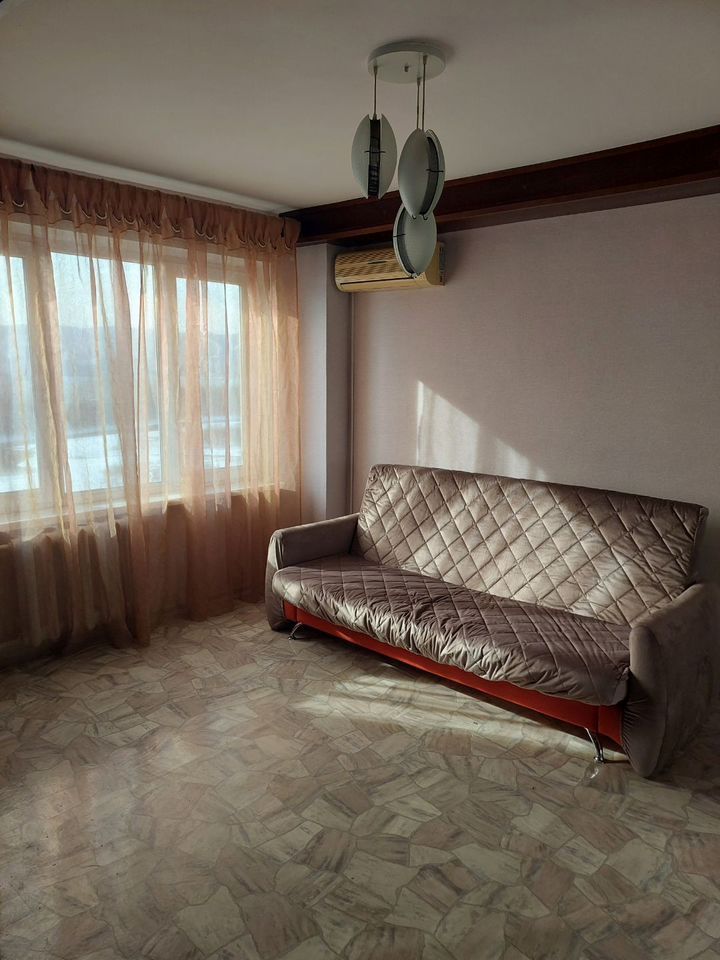 2-комнатная улица Дубровинского, 106  за 35000 руб/мес фото 1
