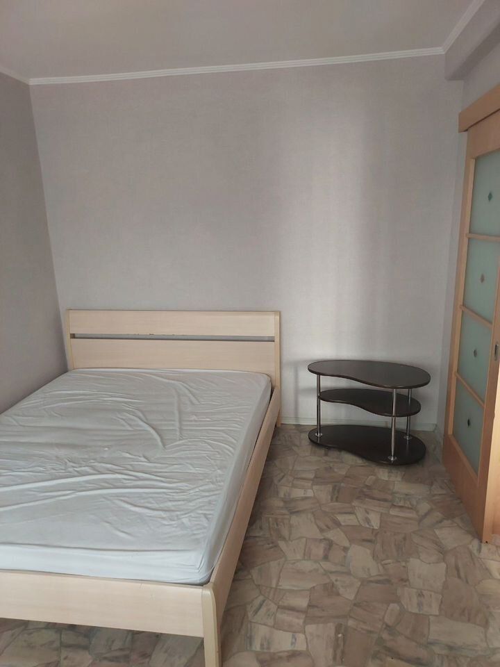 2-комнатная улица Дубровинского, 106  за 35000 руб/мес фото 3