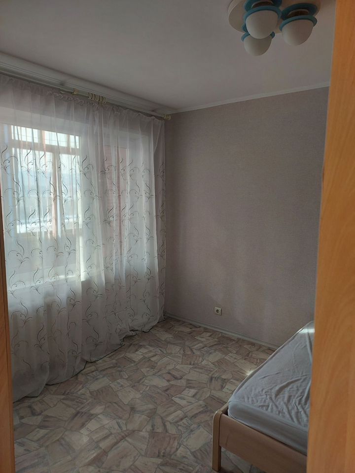 2-комнатная улица Дубровинского, 106  за 35000 руб/мес фото 4