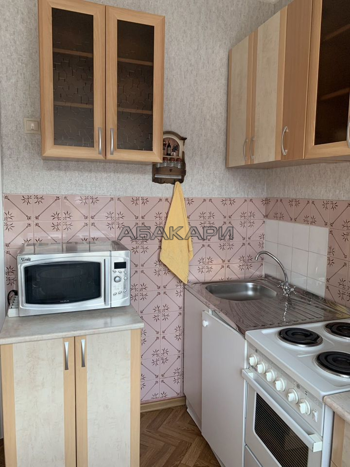 2-комнатная улица Горького, 31  за 35000 руб/мес фото 1