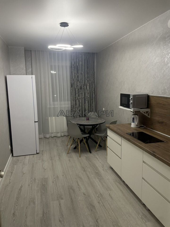1-комнатная улица Авиаторов, 47  за 55000 руб/мес фото 1