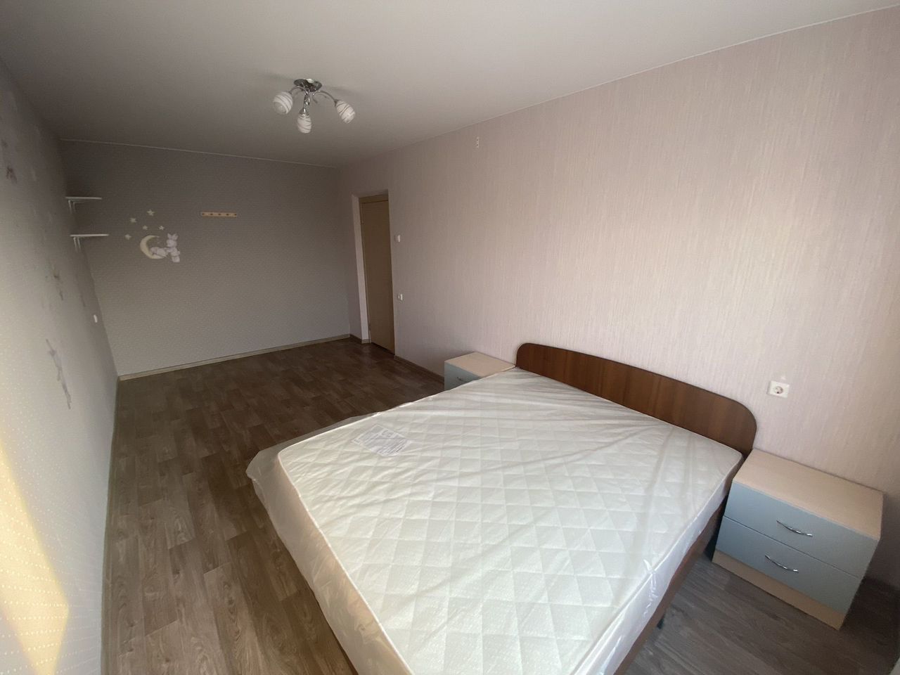 2-комнатная улица Партизана Железняка, 57  за 35000 руб/мес фото 3