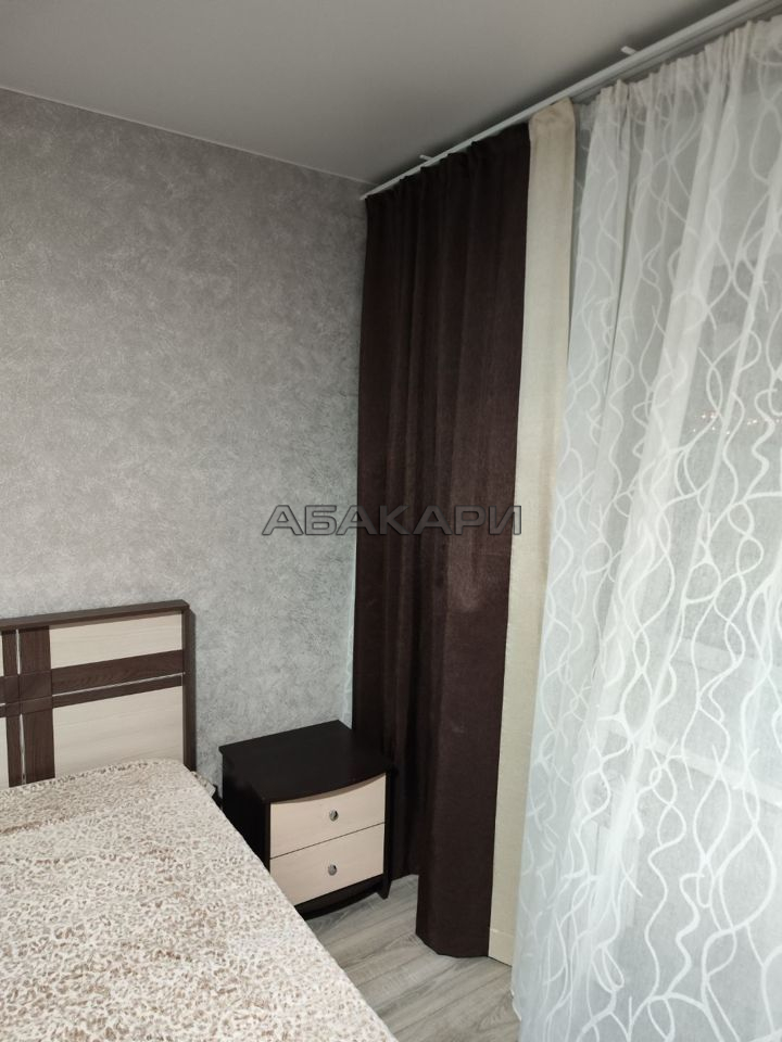 3-комнатная улица Шахтёров, 8  за 55000 руб/мес фото 9