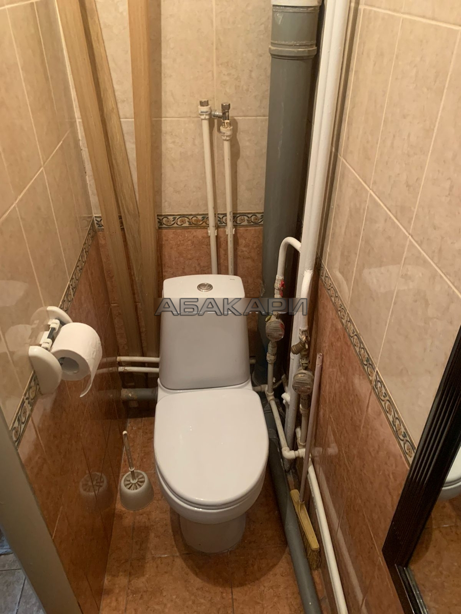 студия улица Воронова, 10Б  за 15000 руб/мес фото 5