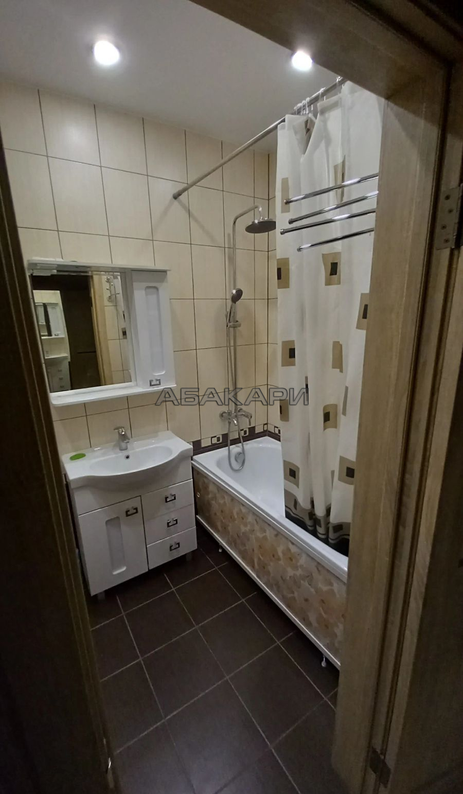 2-комнатная Линейная улица, 120  за 35000 руб/мес фото 4