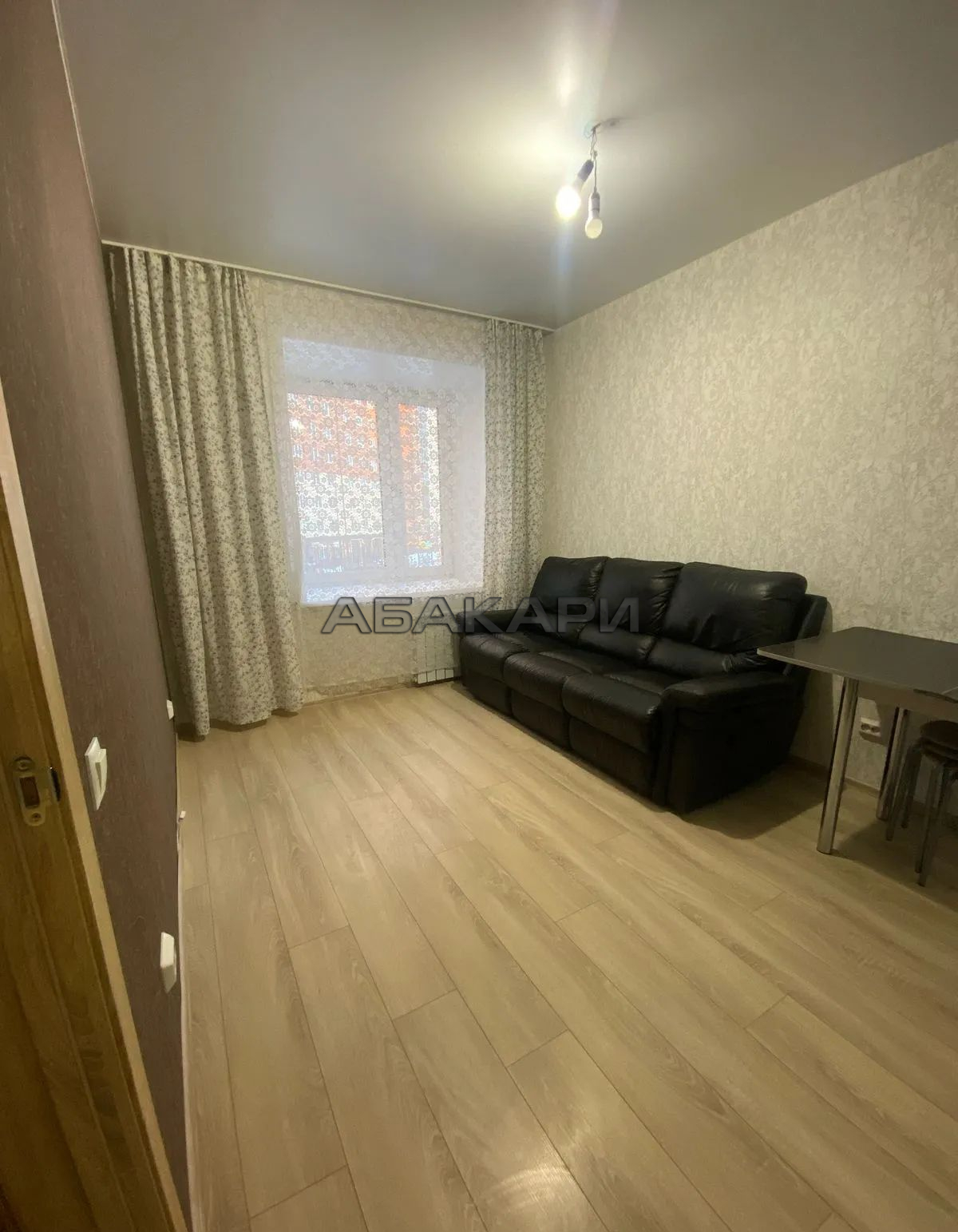 2-комнатная Линейная улица, 120  за 35000 руб/мес фото 3