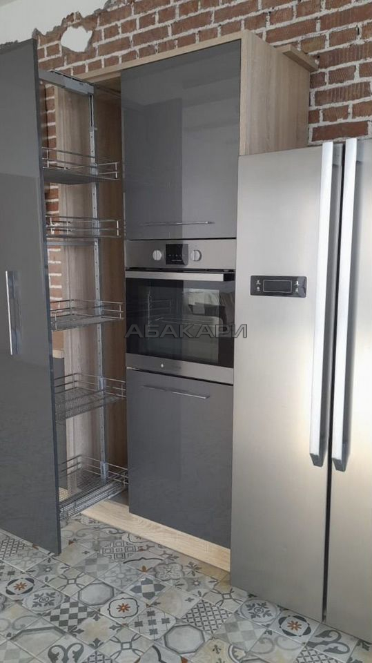 3-комнатная улица Авиаторов, 21  за 70000 руб/мес фото 5