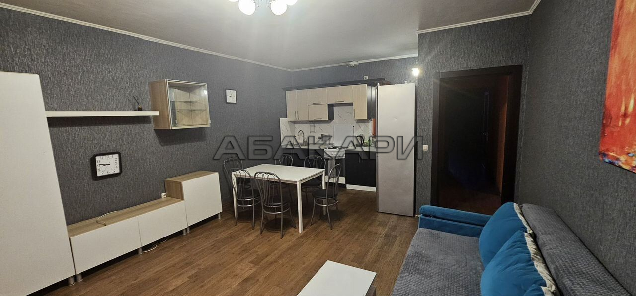 3-комнатная улица Авиаторов, 68  за 35000 руб/мес фото 2