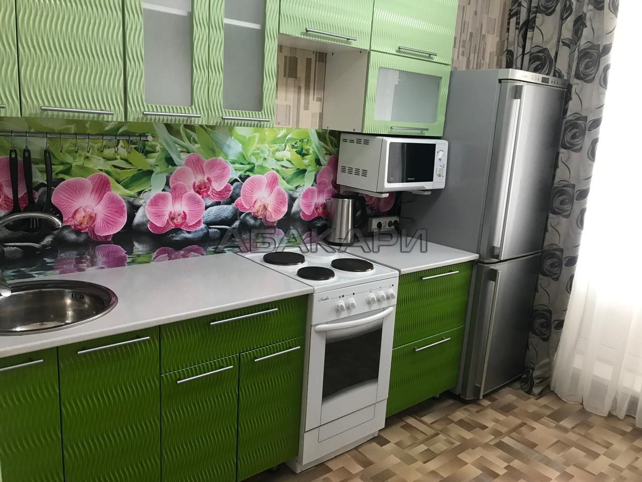 1-комнатная Линейная улица, 105  за 30000 руб/мес фото 1