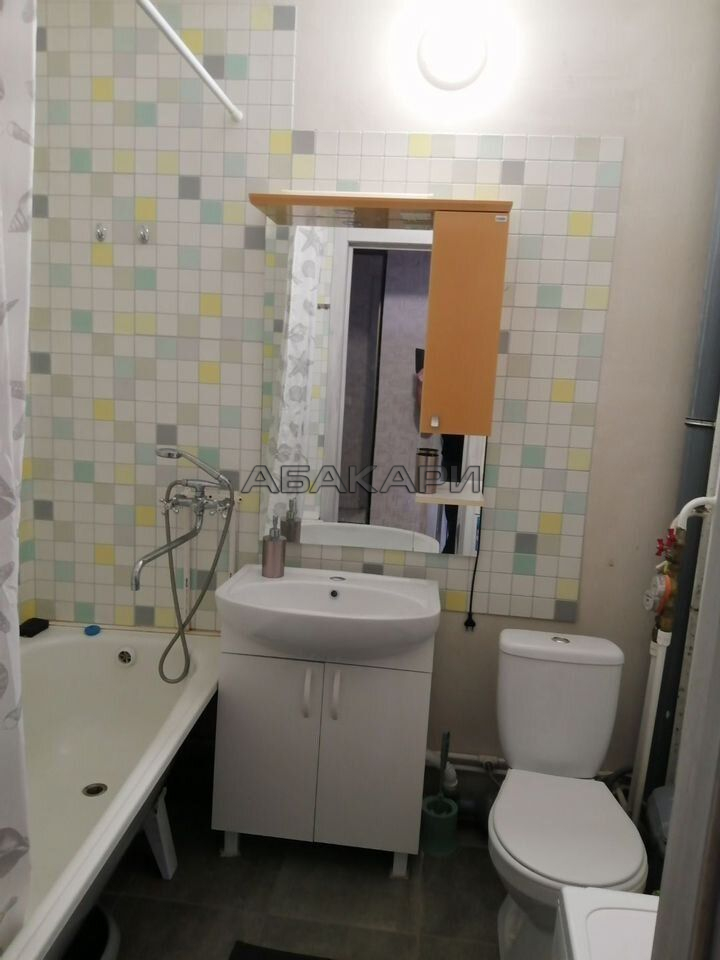 1-комнатная улица Александра Матросова, 34  за 27000 руб/мес фото 8