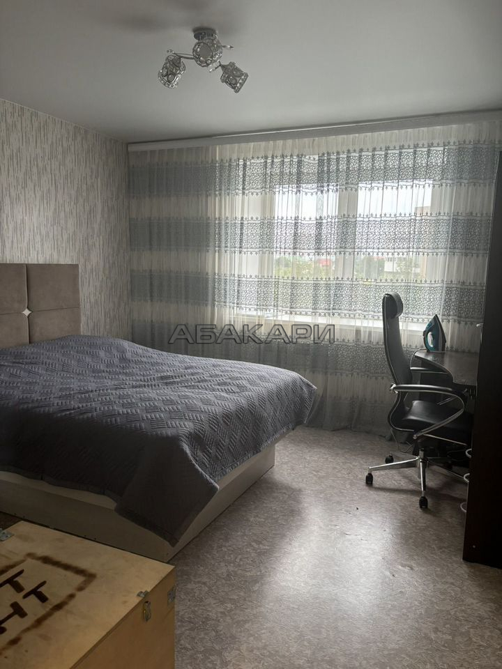 3-комнатная улица Шахтёров, 8  за 50000 руб/мес фото 4