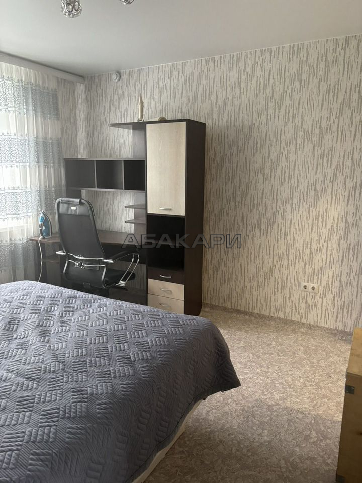 3-комнатная улица Шахтёров, 8  за 50000 руб/мес фото 5