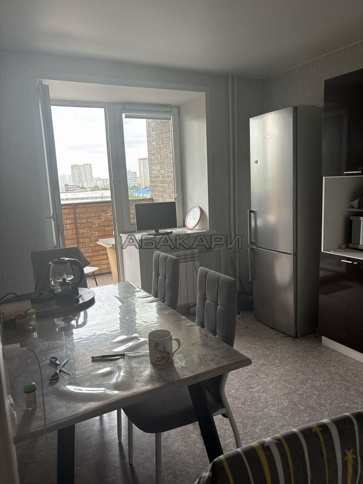 3-комнатная улица Шахтёров, 8  за 50000 руб/мес фото 10