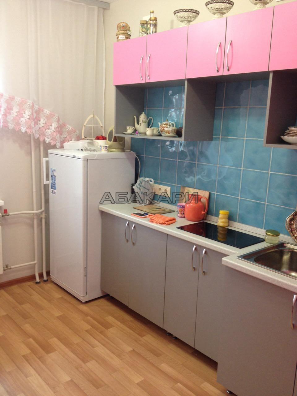 3-комнатная улица Борисова, 26А  за 30000 руб/мес фото 1
