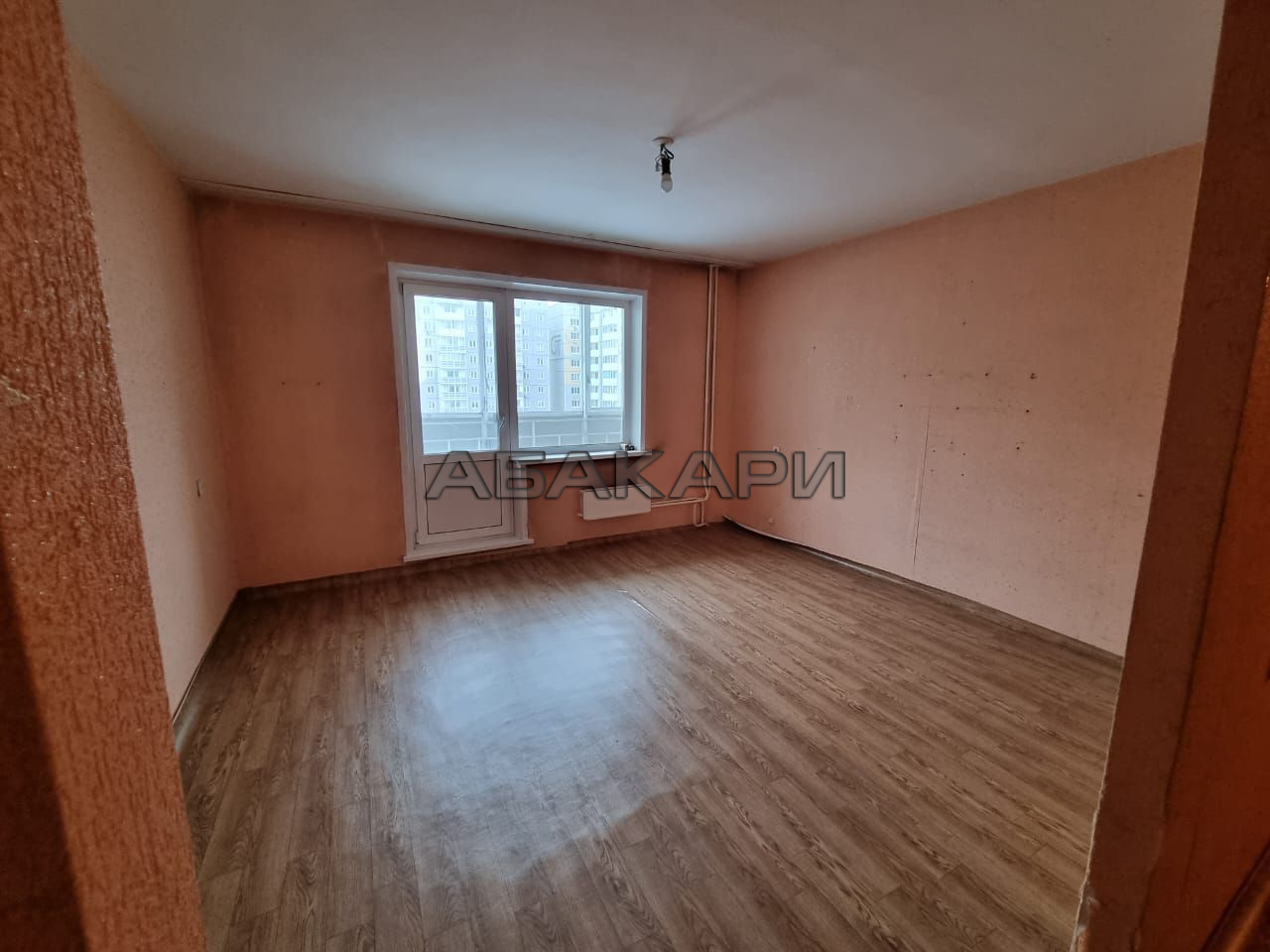 3-комнатная Линейная улица, 86  за 35000 руб/мес фото 1