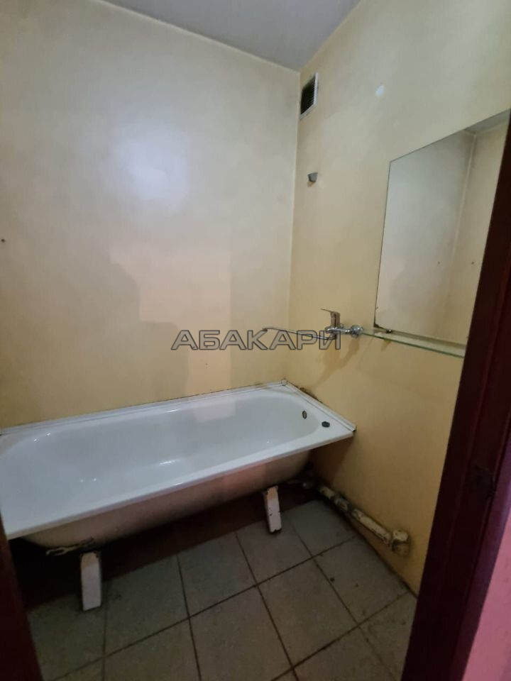 3-комнатная Линейная улица, 86  за 35000 руб/мес фото 8