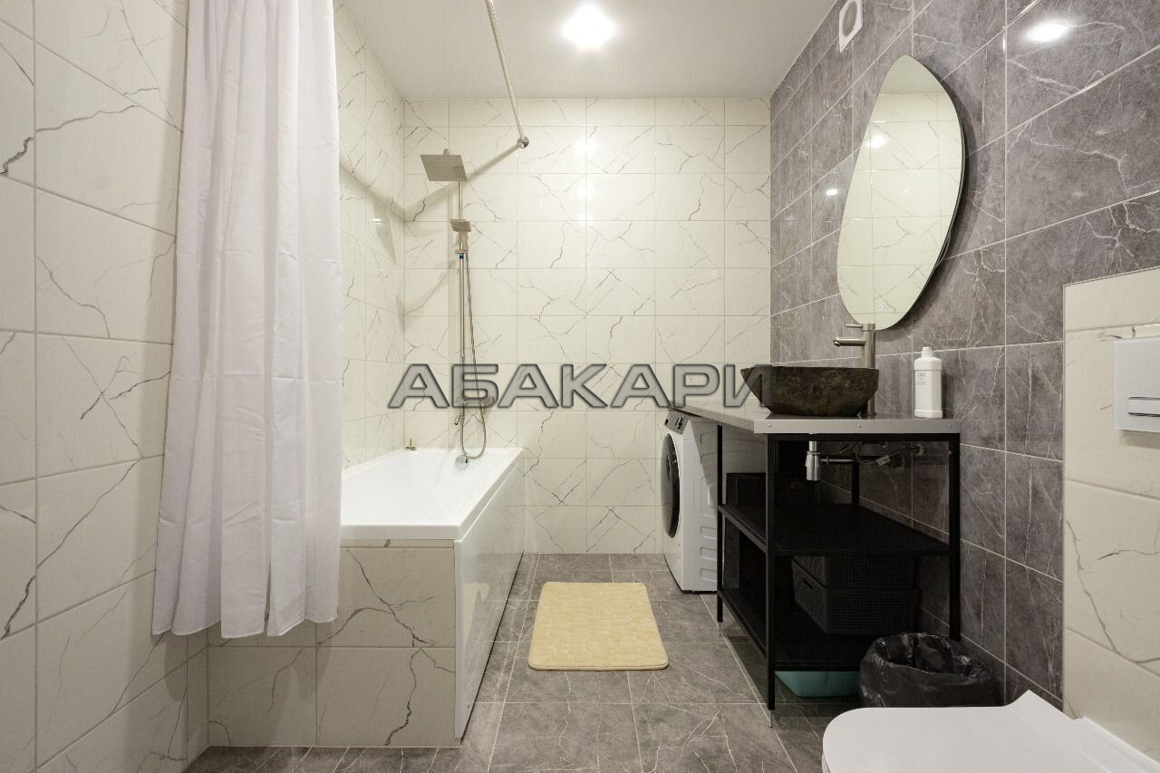 1-комнатная улица Авиаторов, 3  за 45000 руб/мес фото 2