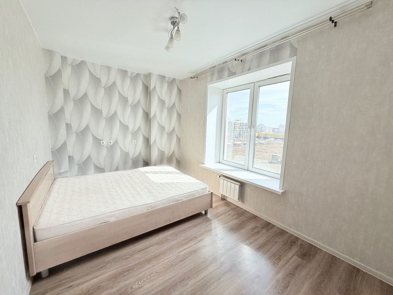 2-комнатная улица Петра Ломако, 4  за 40000 руб/мес фото 4