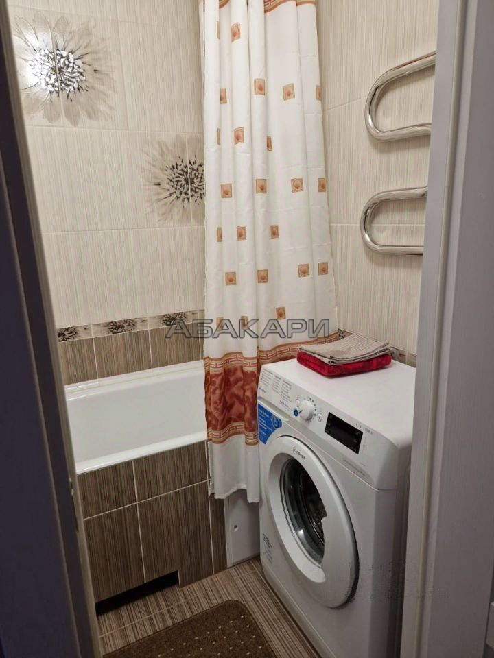 2-комнатная улица Молокова, 19  за 43000 руб/мес фото 2