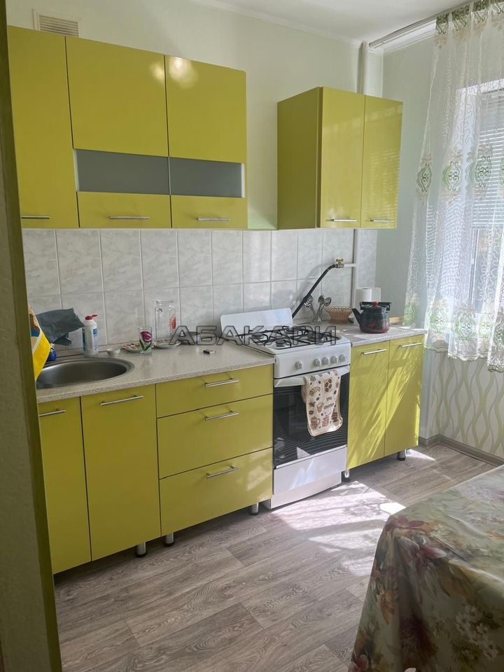 2-комнатная проспект имени Газеты Красноярский Рабочий, 115  за 25000 руб/мес фото 4