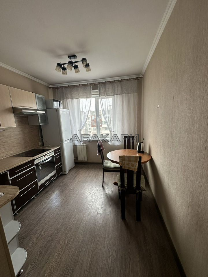 2-комнатная улица Батурина, 15  за 40000 руб/мес фото 4