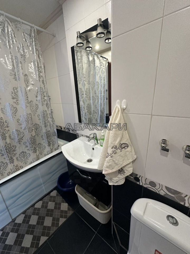 2-комнатная улица Батурина, 15  за 40000 руб/мес фото 7
