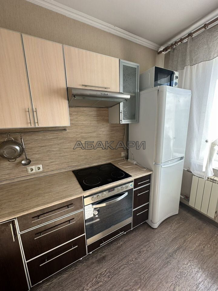 2-комнатная улица Батурина, 15  за 40000 руб/мес фото 9