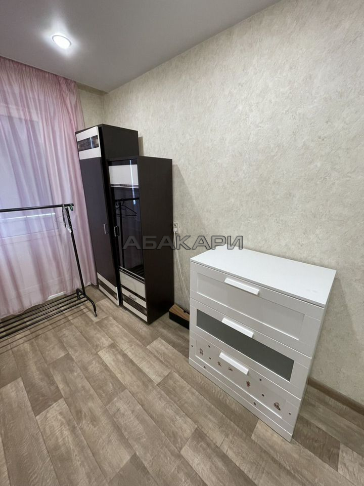 1-комнатная улица Гусарова, 80  за 27000 руб/мес фото 3