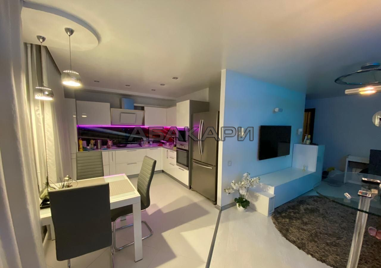 3-комнатная улица Парижской Коммуны, 44  за 90000 руб/мес фото 1