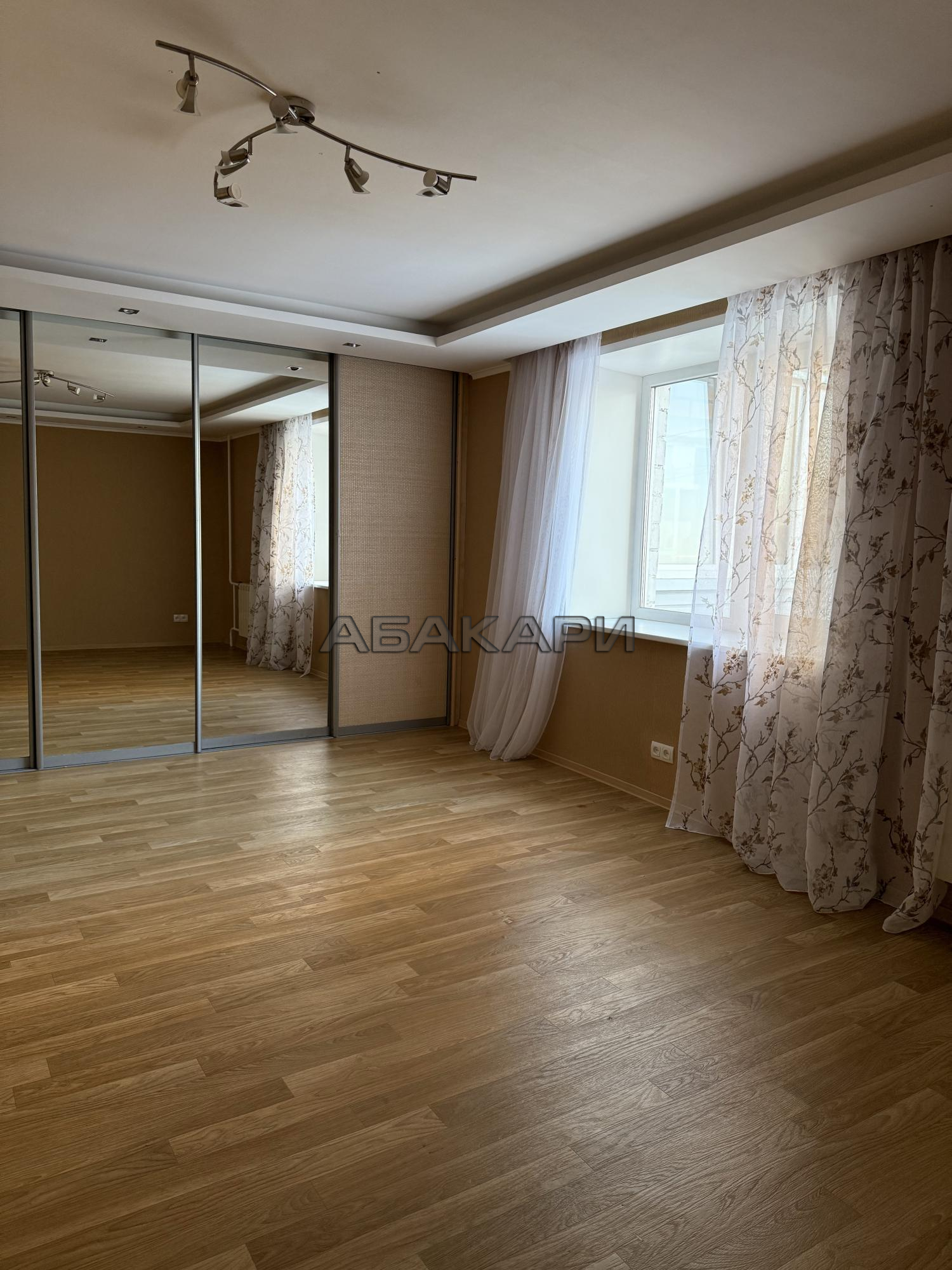 2-комнатная улица Петра Словцова, 3  за 35000 руб/мес фото 3
