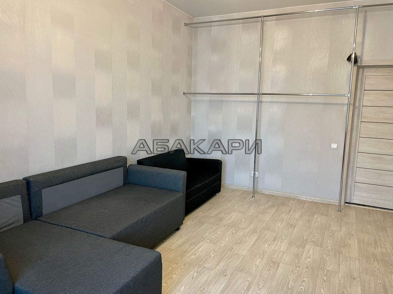 1-комнатная улица Авиаторов, 21  за 38000 руб/мес фото 2
