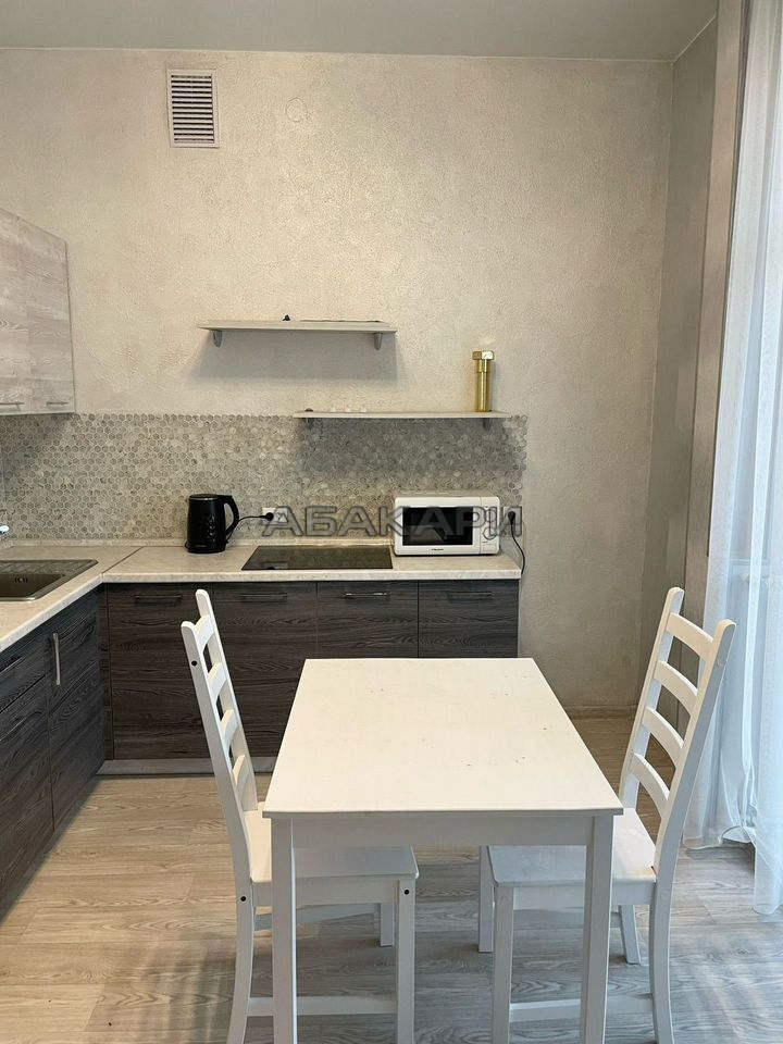 1-комнатная улица Авиаторов, 21  за 38000 руб/мес фото 6