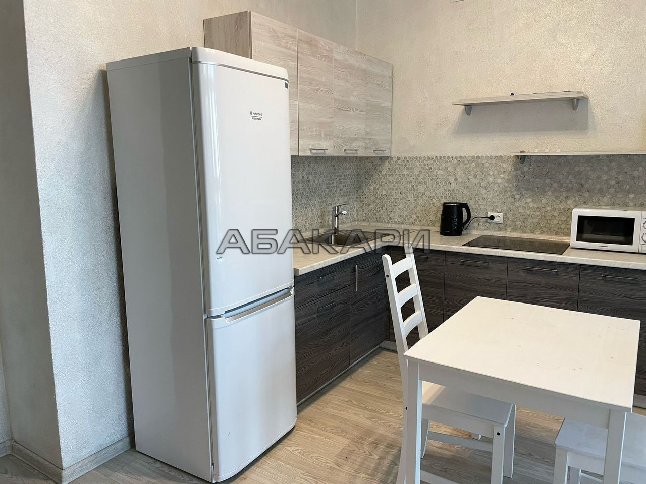 1-комнатная улица Авиаторов, 21  за 38000 руб/мес фото 7