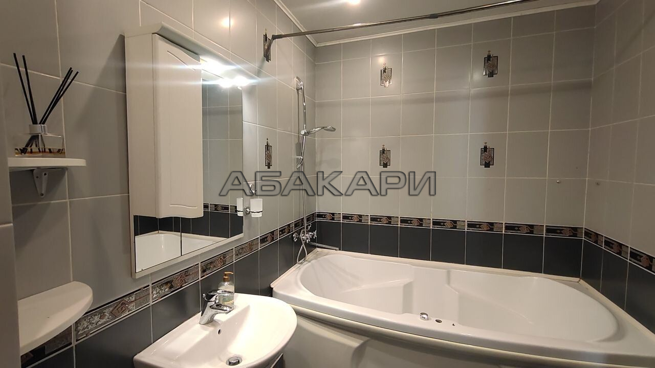 3-комнатная улица Авиаторов, 29  за 58000 руб/мес фото 7