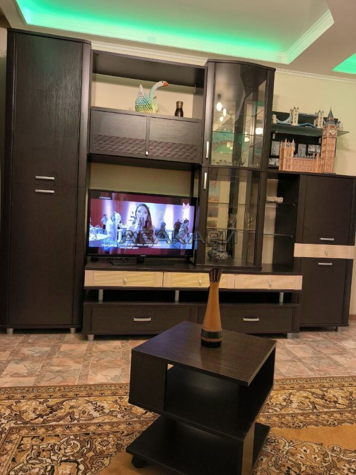2-комнатная улица Молокова, 27  за 35000 руб/мес фото 1