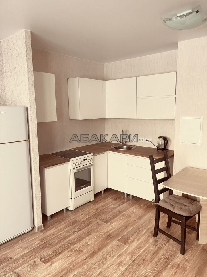 3-комнатная улица Дубровинского, 110Г  за 44000 руб/мес фото 2