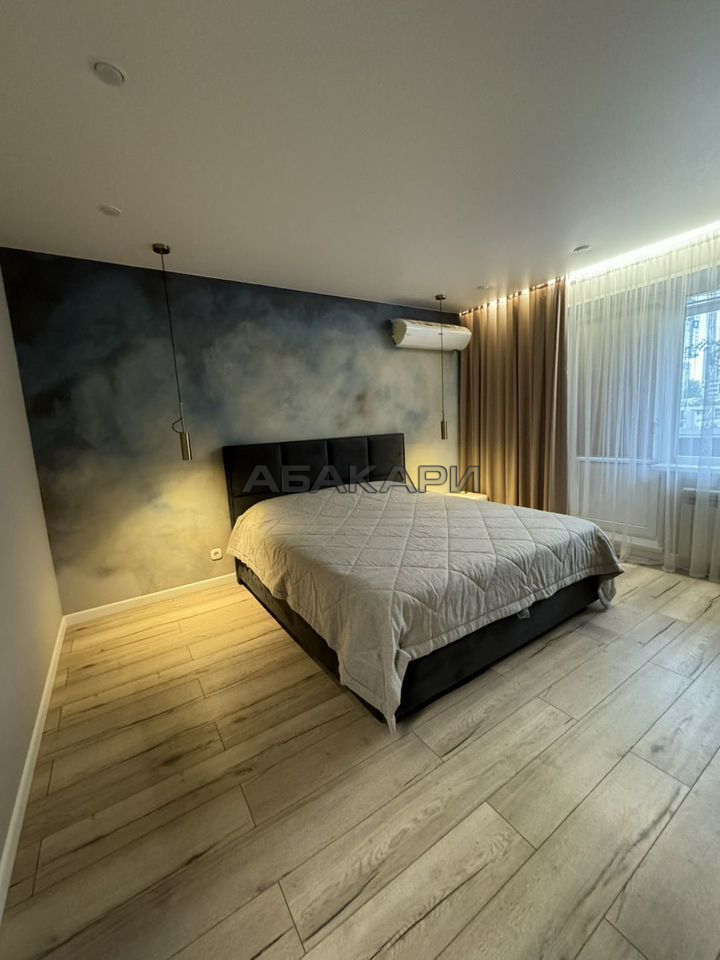 2-комнатная улица Батурина, 5Д  за 65000 руб/мес фото 1